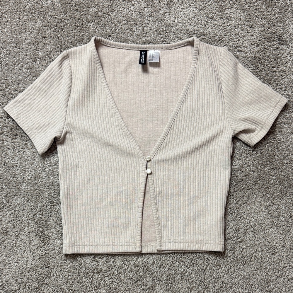H&M Cream Ribbed Crop Top